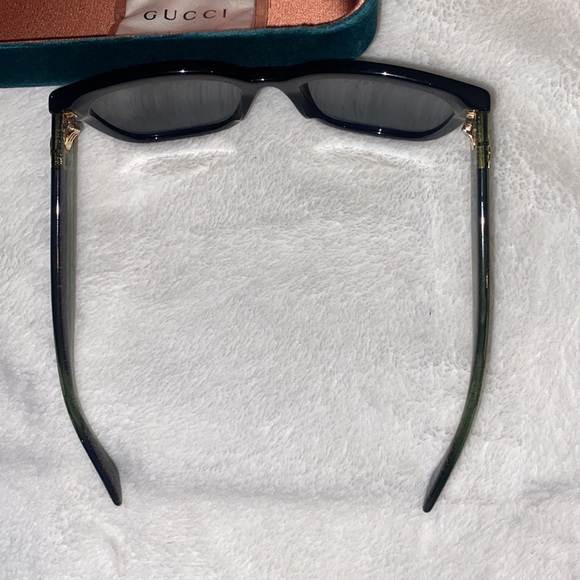 Gucci sunglasses- GG0034S - Picture 5 of 8